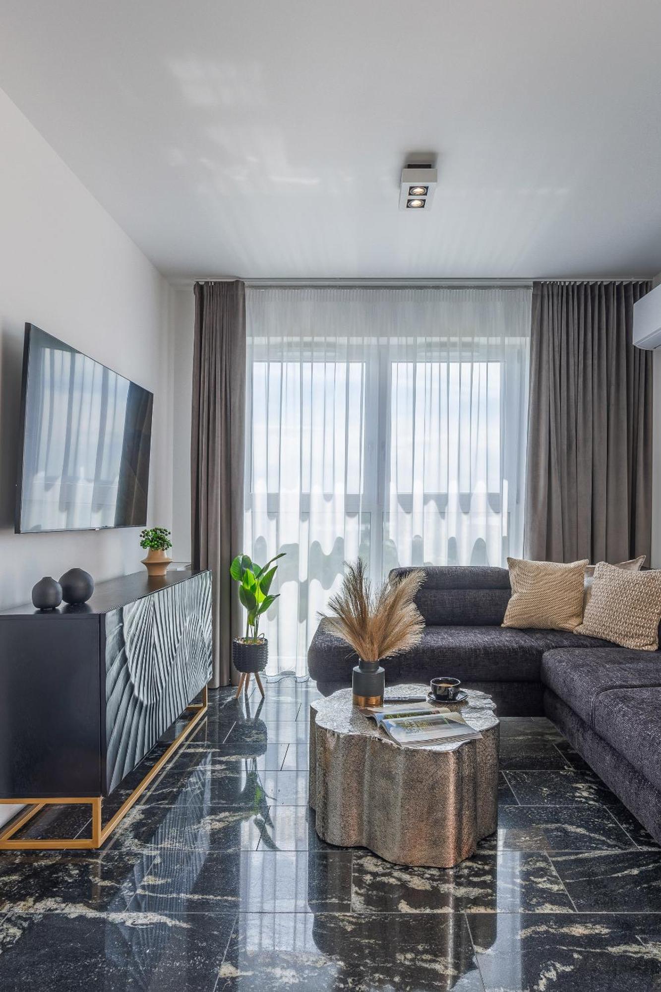 ז'שוב Emihouse Riverside Premium Apartments & Free Parking מראה חיצוני תמונה