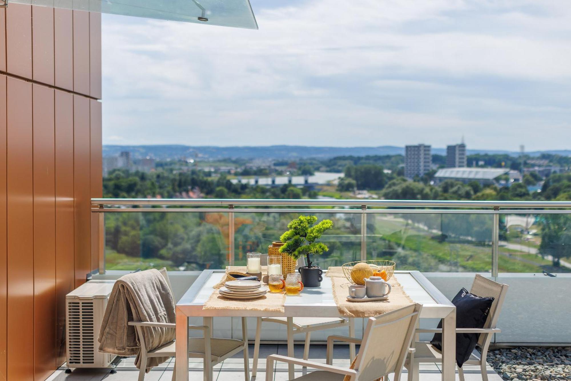 ז'שוב Emihouse Riverside Premium Apartments & Free Parking מראה חיצוני תמונה