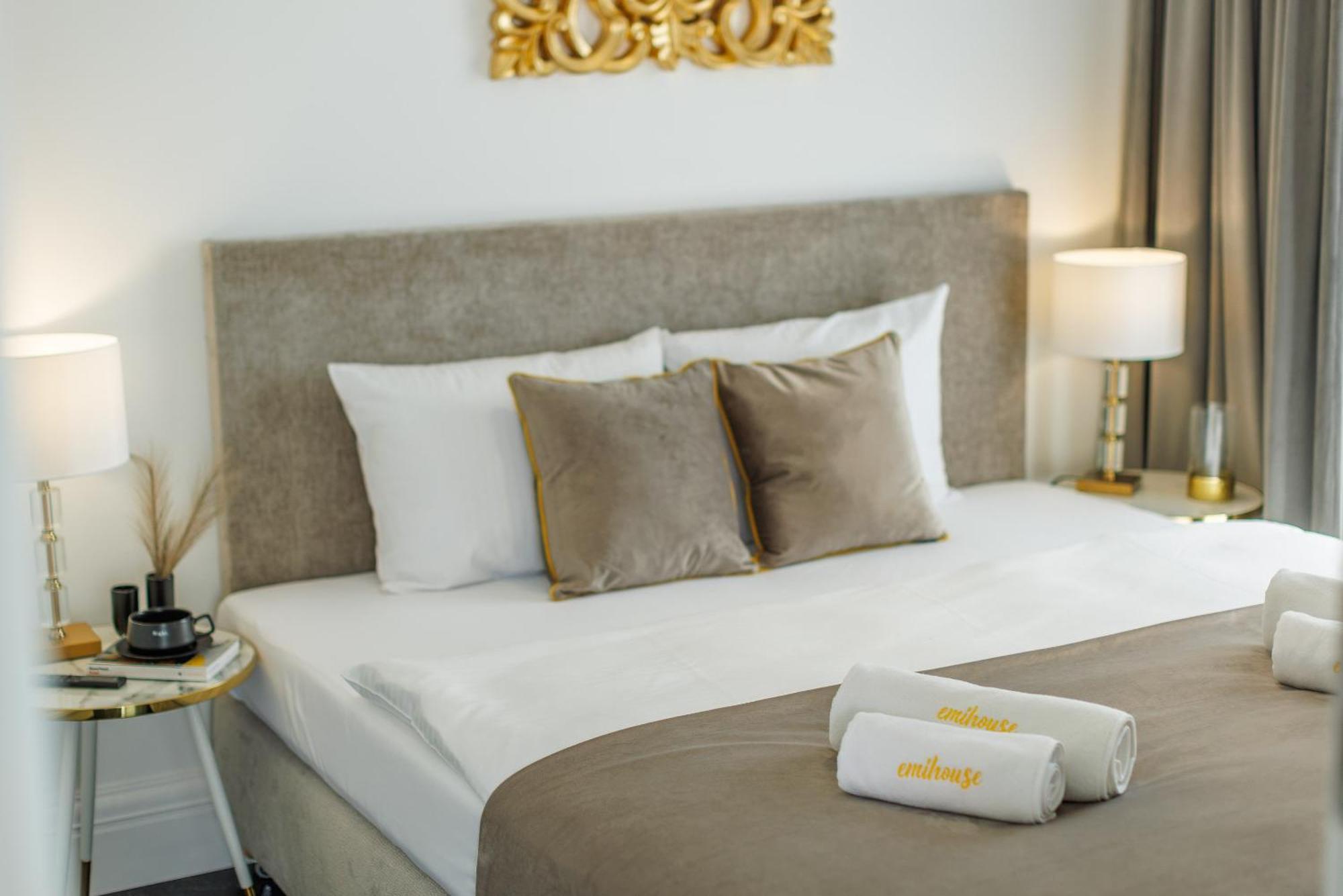ז'שוב Emihouse Riverside Premium Apartments & Free Parking מראה חיצוני תמונה